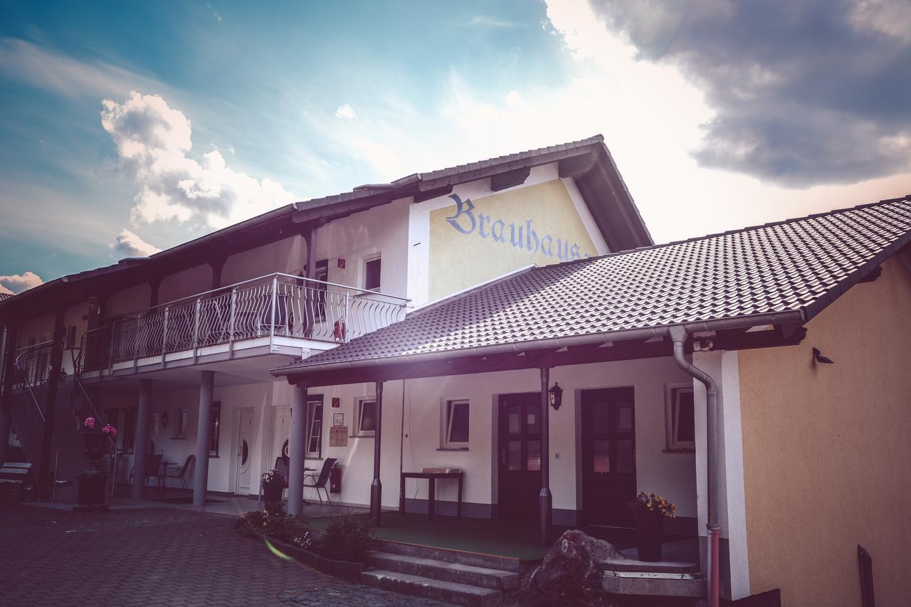 Brauhaus Obermuehle Hotel เบราน์เฟลส์ ภายนอก รูปภาพ